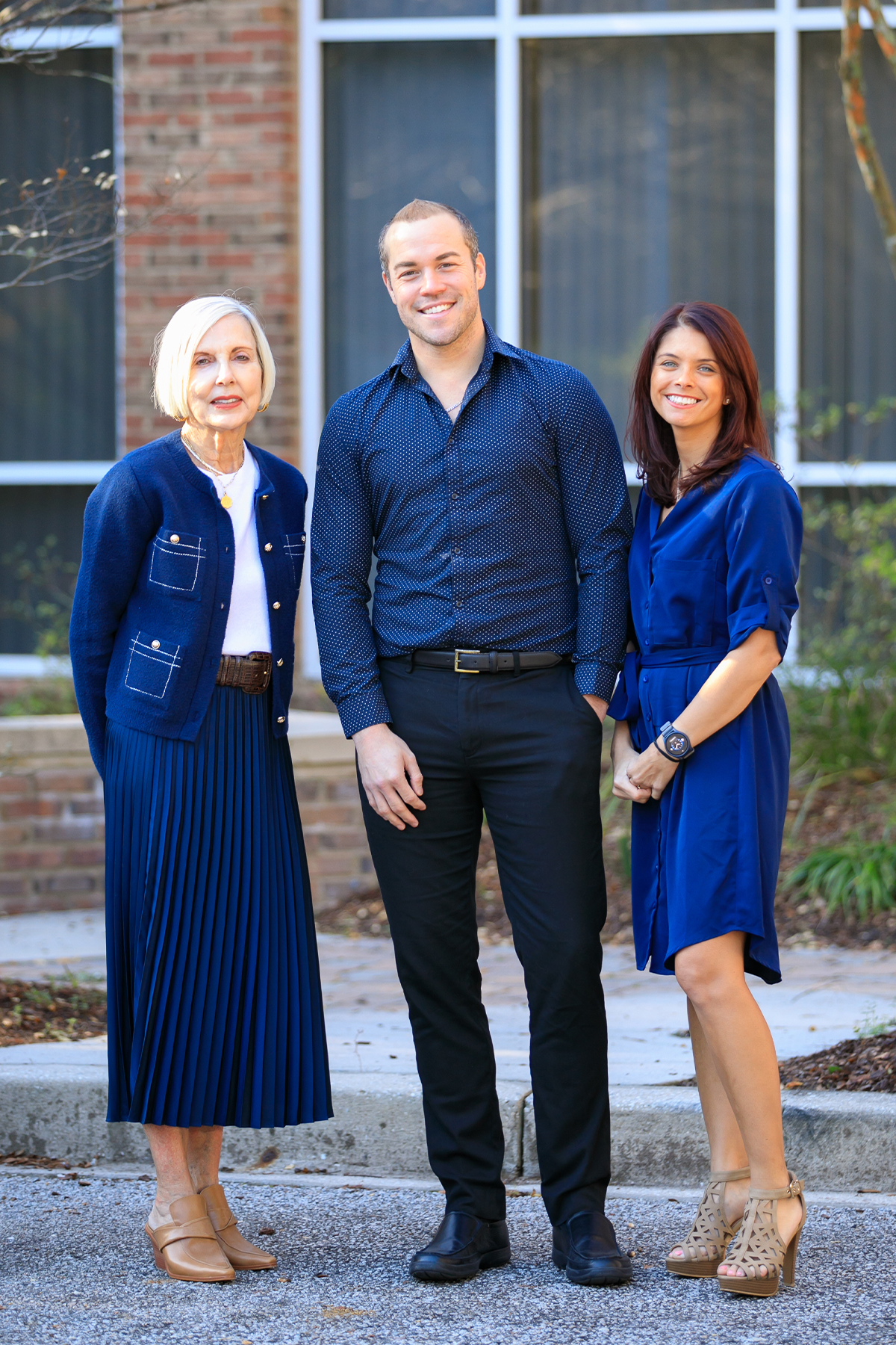 Ethridge-Team-Photos_0001_Amanda-Tranchida